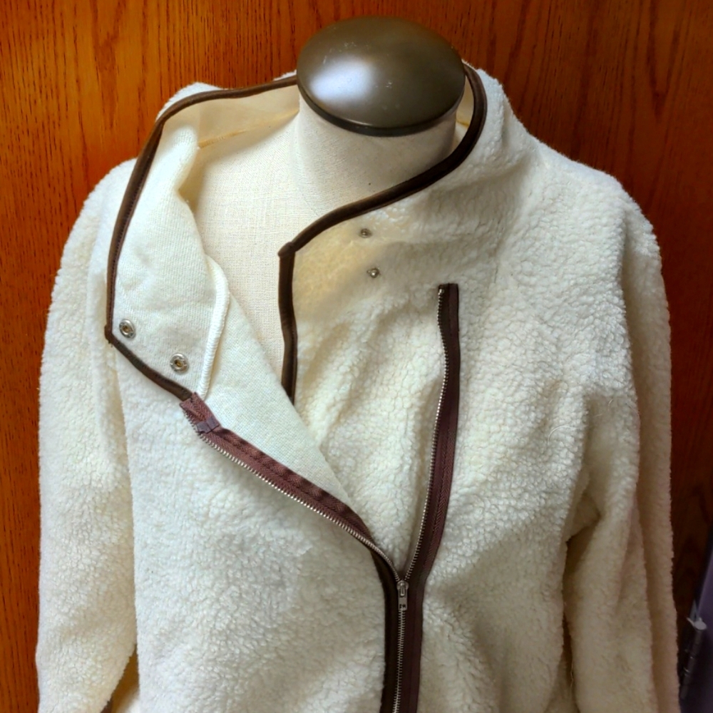 New unlined fleece jacket.